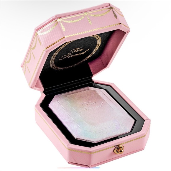 Too Faced Diamond Powder - Picture 2 of 7